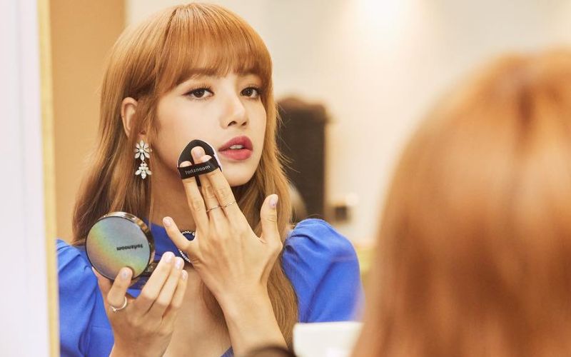 cách trang điểm cho da không bị mốc