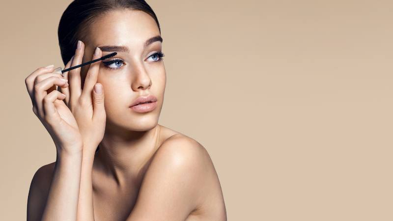 cách vẽ chân mày bằng bút phẩy sợi