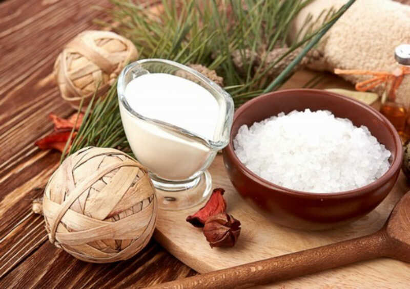 tẩy da chết toàn thân bằng sữa chua