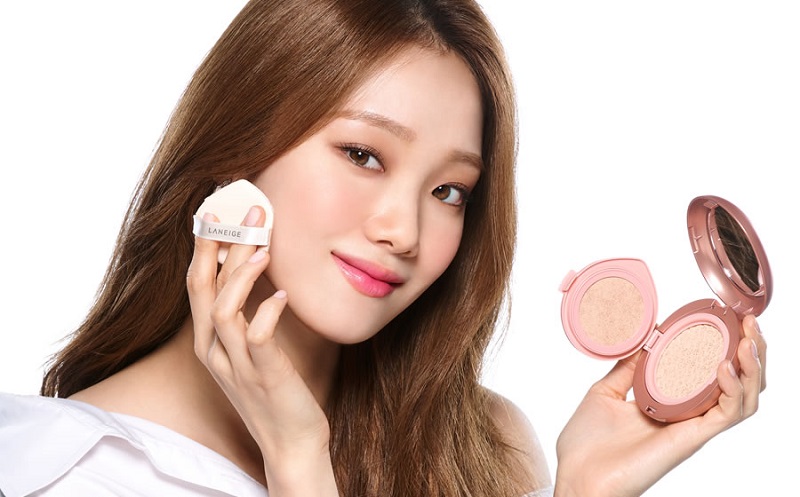 đánh phấn nước có cần dùng kem nền không
