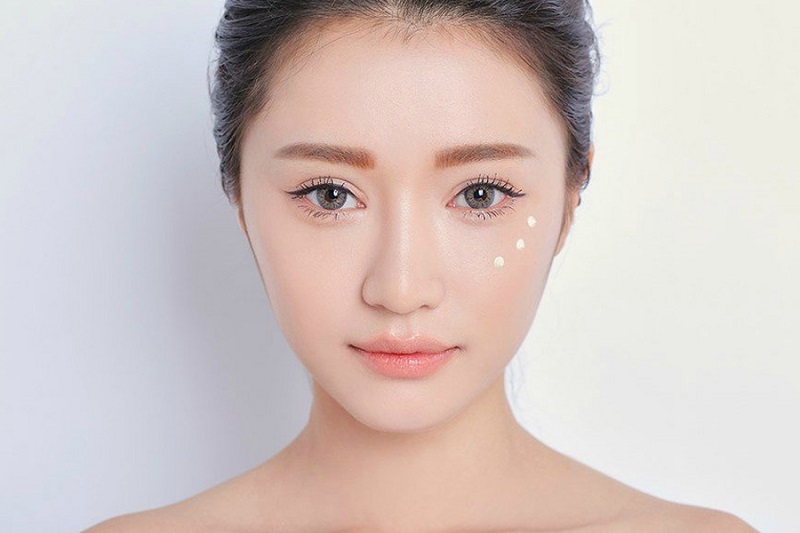 sử dụng cushion có cần kem lót không