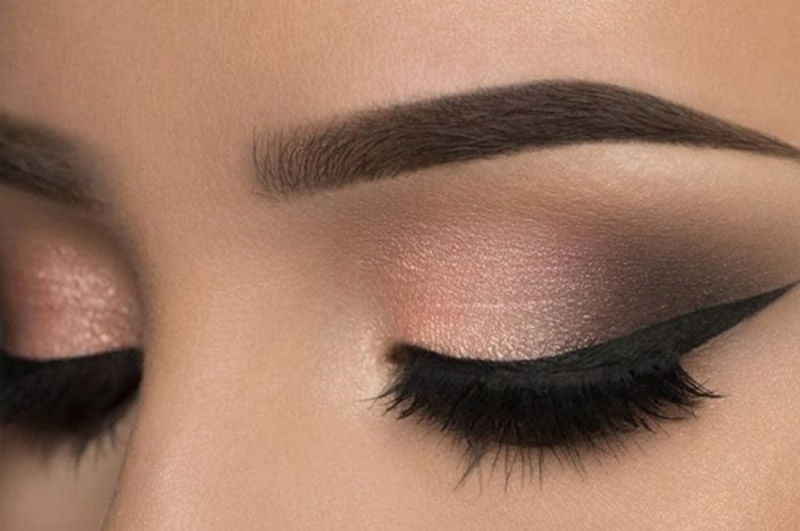 makeup mắt tone tây