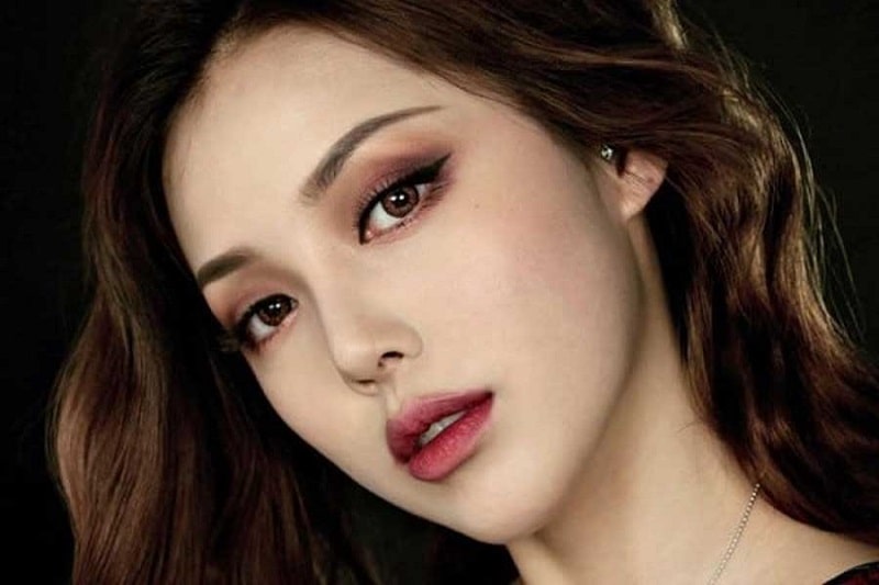 cách đánh phấn mắt tone hồng