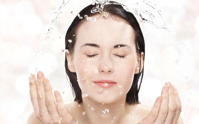 trước khi trang điểm cần làm gì