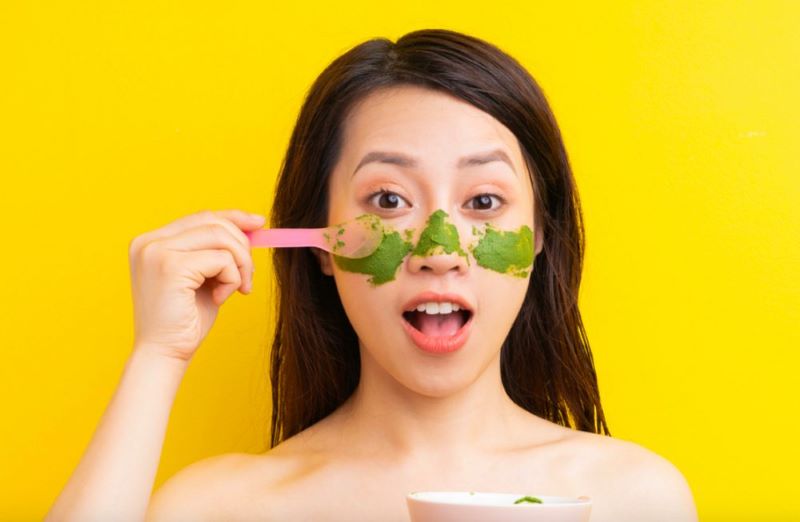 cách làm mặt nạ trà xanh tại nhà