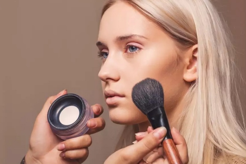 dùng cushion có cần kem lót không