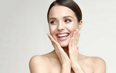 Da mặt khô nên dùng gì? 5 Tips giúp da khô căng mướt hiệu quả